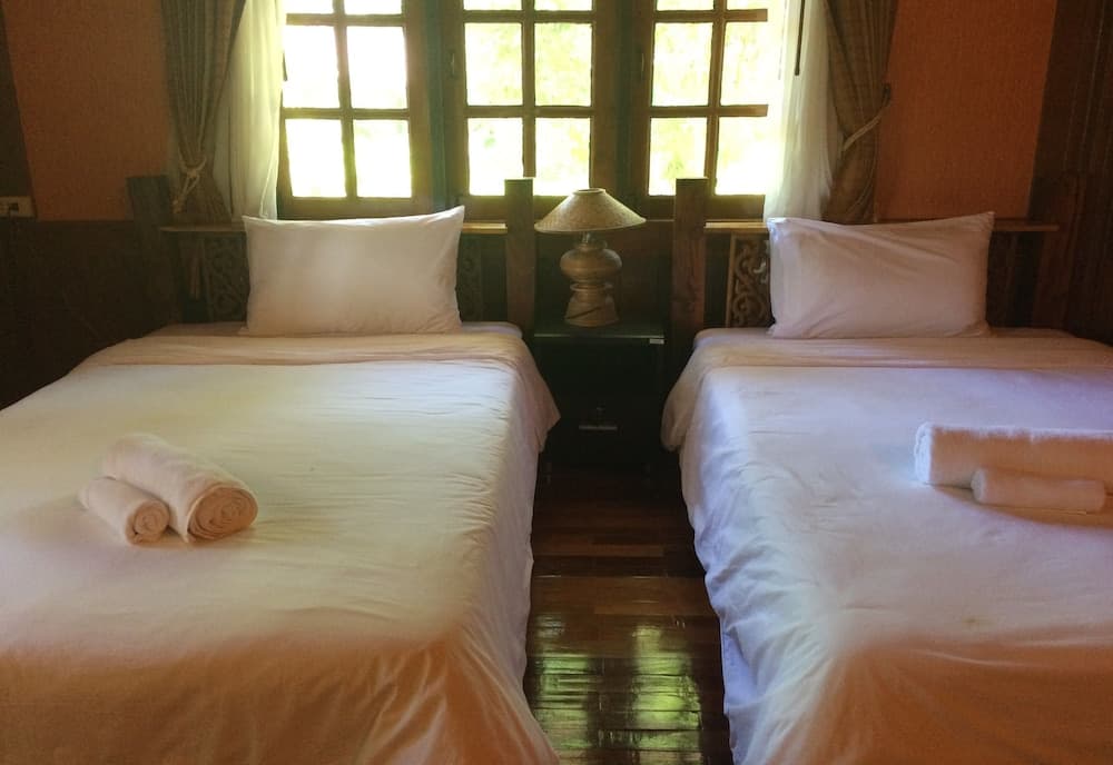 Himawari Restaurant & Cottage