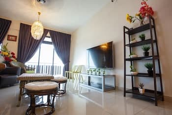 Mdm Woon's at D'Secret Garden