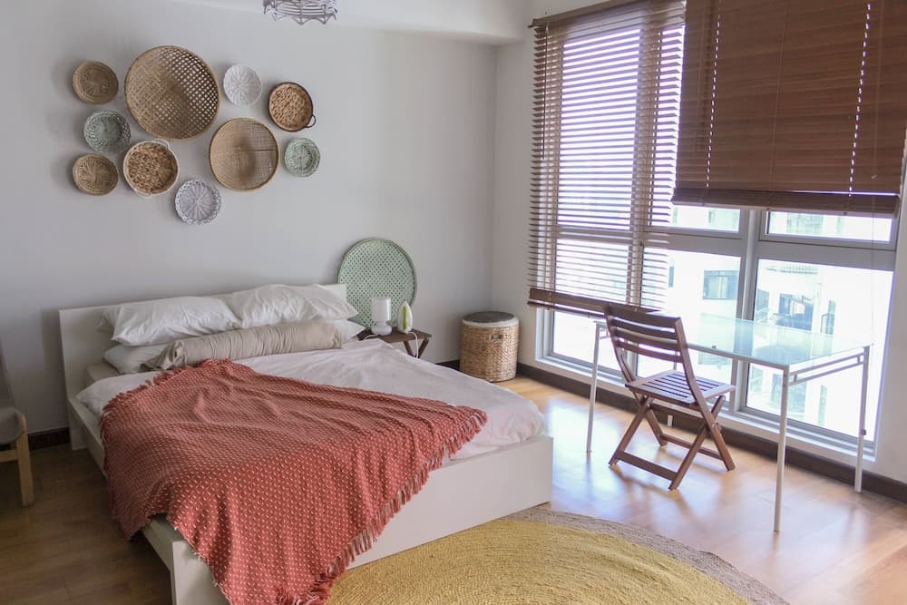 Ellina's Staycation Regalia