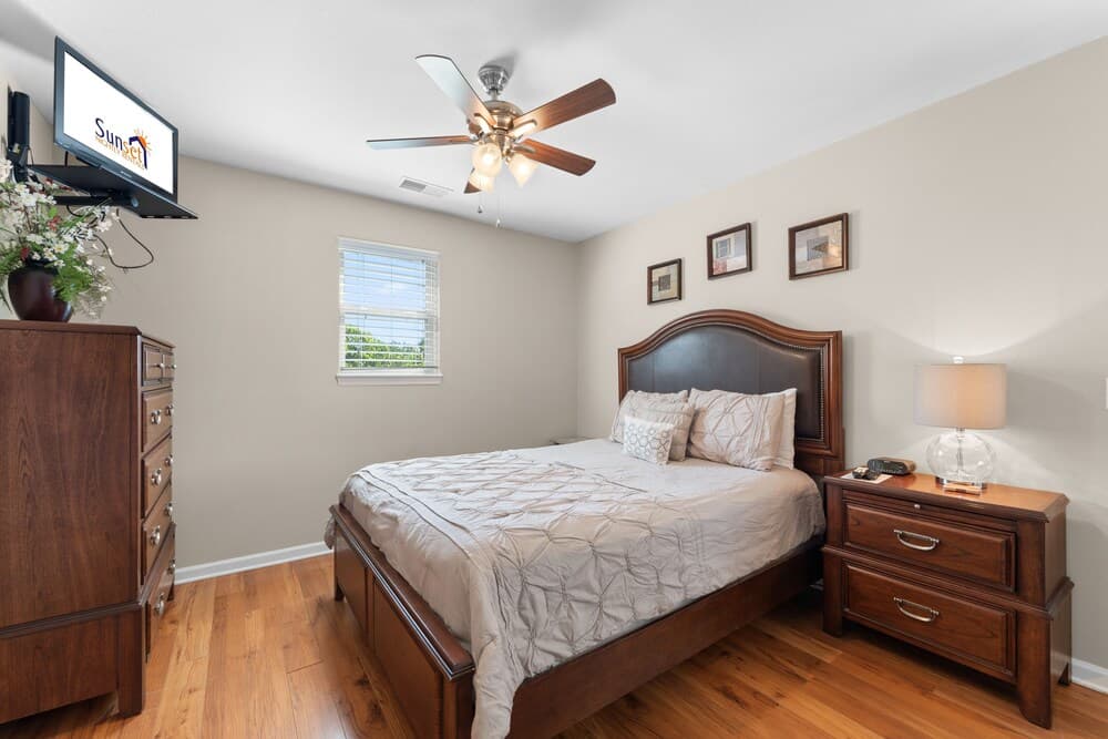 Heavenly Hideaway 2 Bedroom Condo by RedAwning