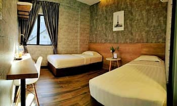 Cube Bed Station - Hostel