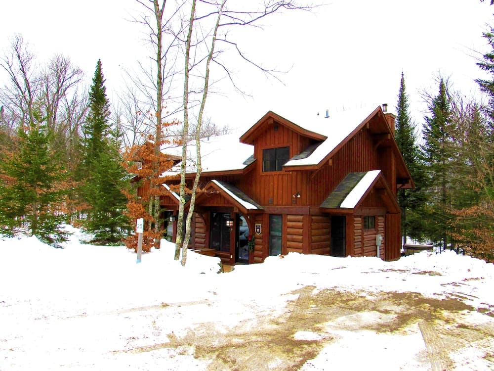 Fraternité-sur-Lac by Location ADP