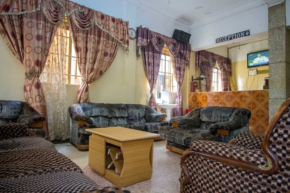 Mwana Highway Hotel Iganga