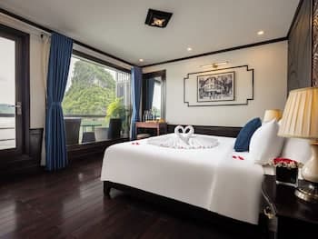 Rosa Boutique Cruise