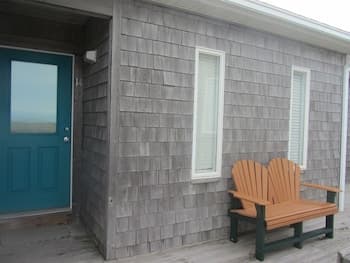 Sw 14 Shell Shack 1 Bedroom Condo by RedAwning