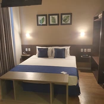 Summit Suítes Pindamonhangaba