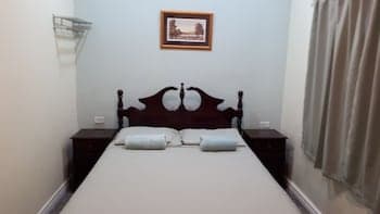 Woodbrook on the Avenue