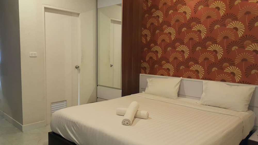 The Living Hotel at Surat Thani