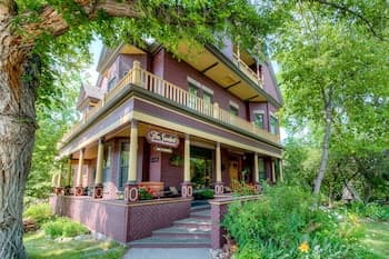 Sanders - Helena's Bed and Breakfast