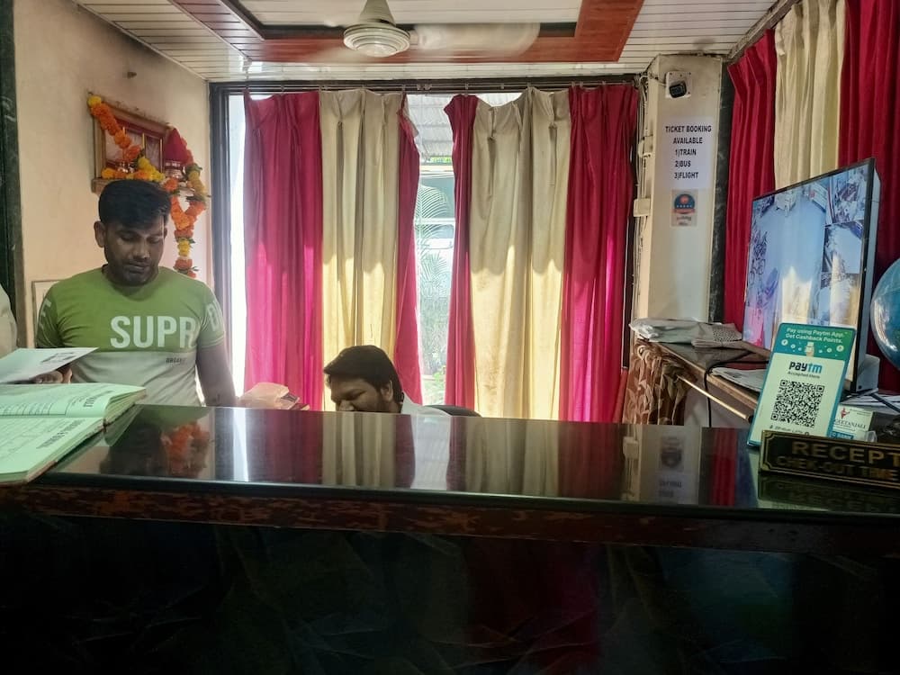 Hotel Geetanjali St Bus Stand Panvel