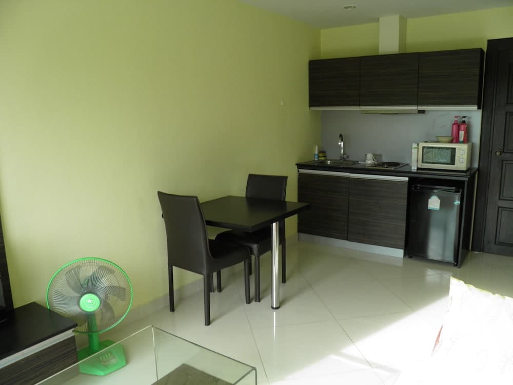 Park Lane 415 By Axiom Group