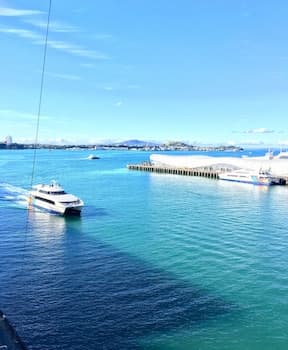 Princes Wharf - 1BR Comfortable Luxury