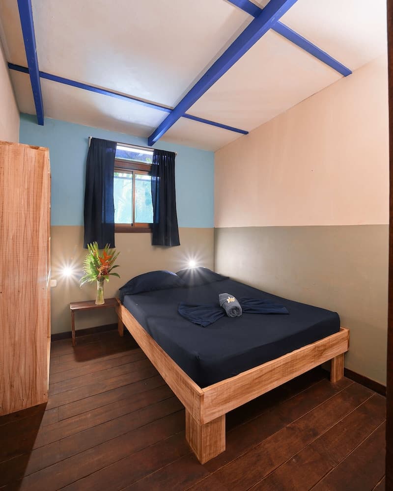 Playa 506 Beachfront Hostel