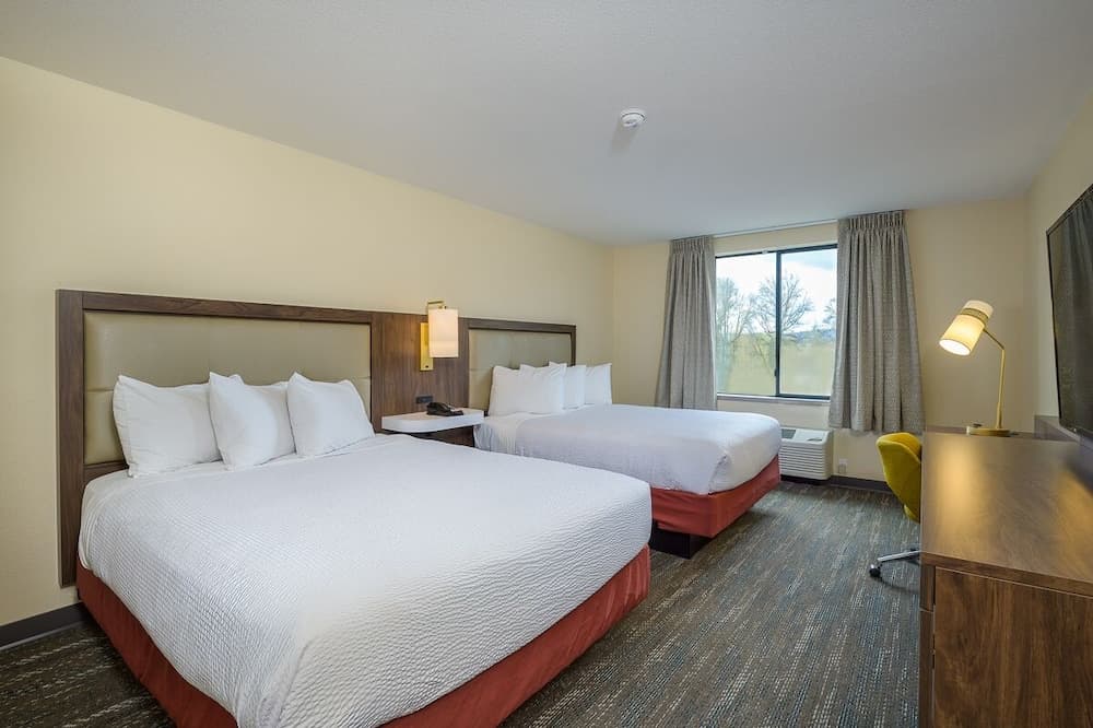 Portlander Inn and Marketplace