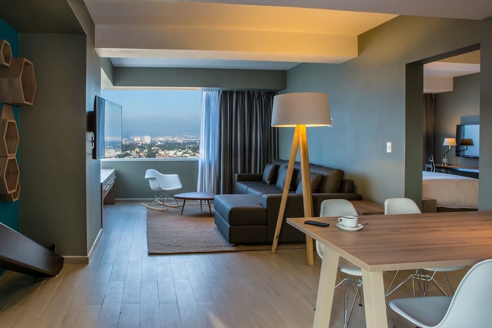 Fiesta Inn Express Ciudad de México Forum Buenavista