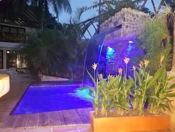 Casa Hostal Antawara