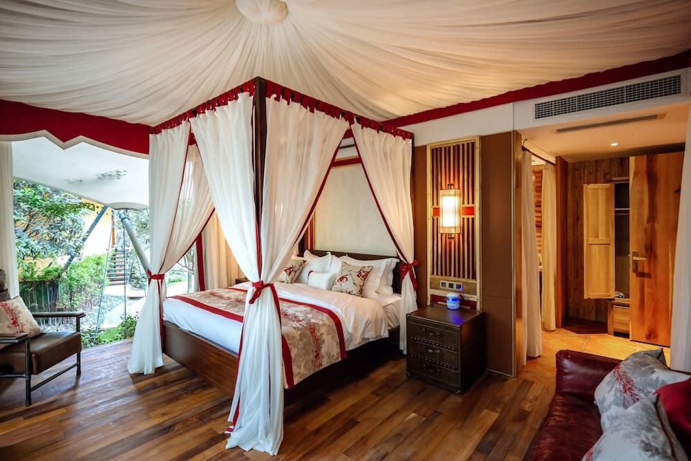 Muise Tented Camp Resort