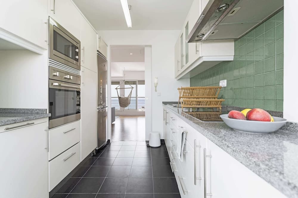 Pina I by An Island Apart