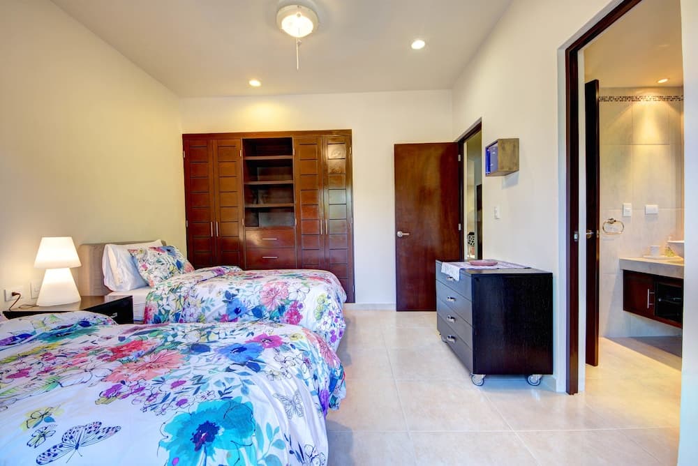 Garden Lili 3 bedroom sleeps 6