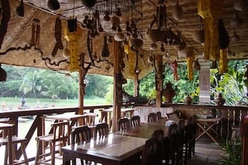 Baan Suan Jantra Home Stay