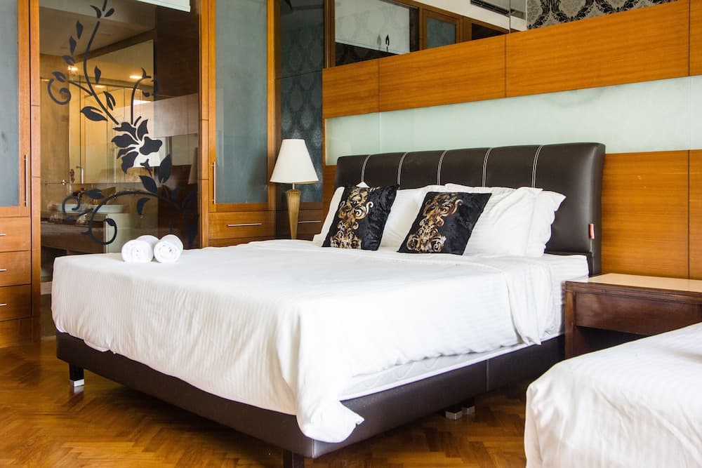 Profolio Straits Quay