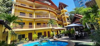 Phratamnak Inn - Guesthouse