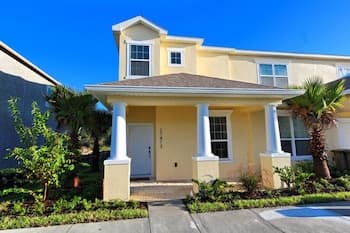 Serenity Dream In Clermont! (230771) 3 Bedroom Townhouse by RedAwning