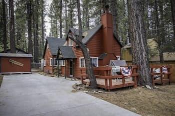 Ponderosa 2 Bedroom Cabin by RedAwning