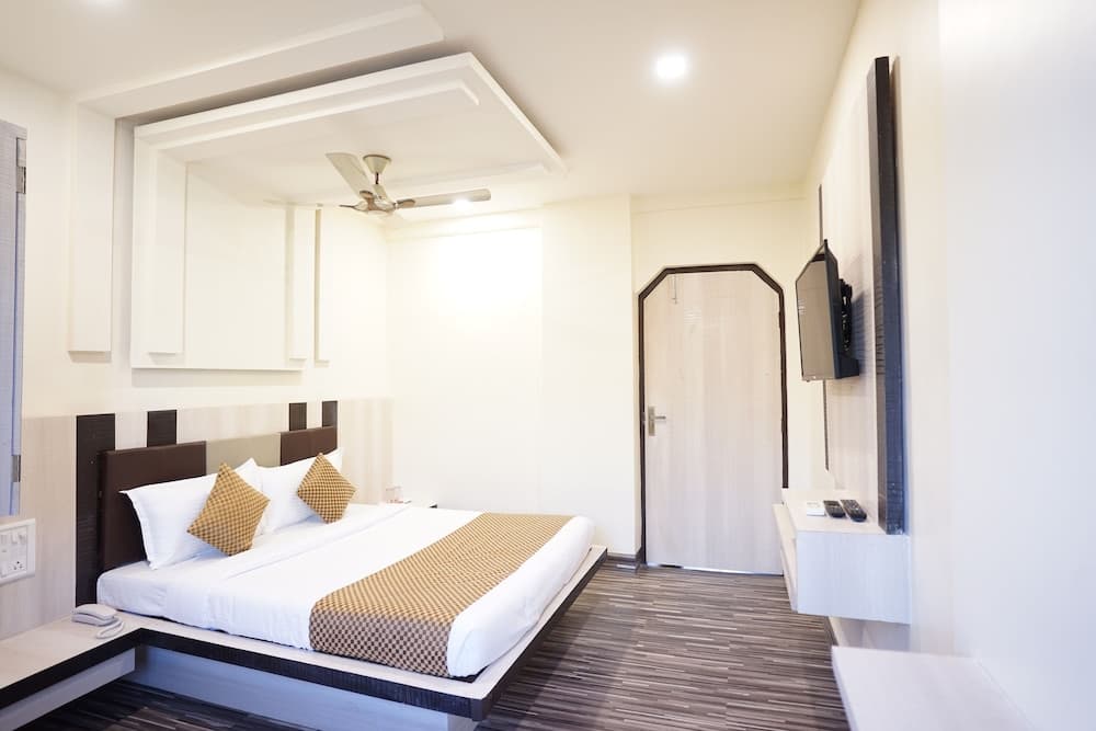 OYO 5665 Rana Residency