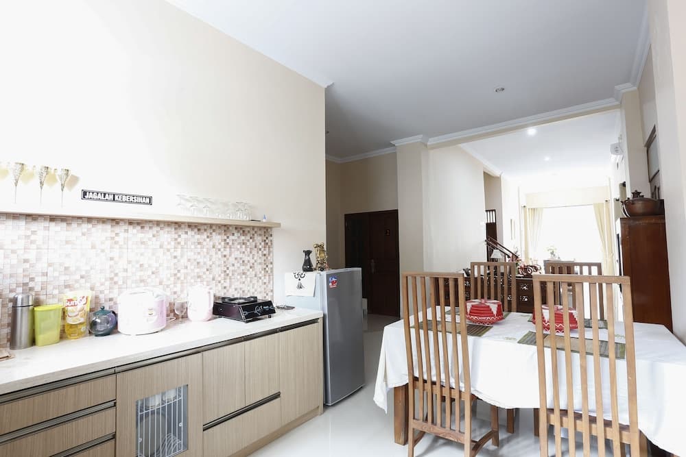 RedDoorz @ Condong Catur 3