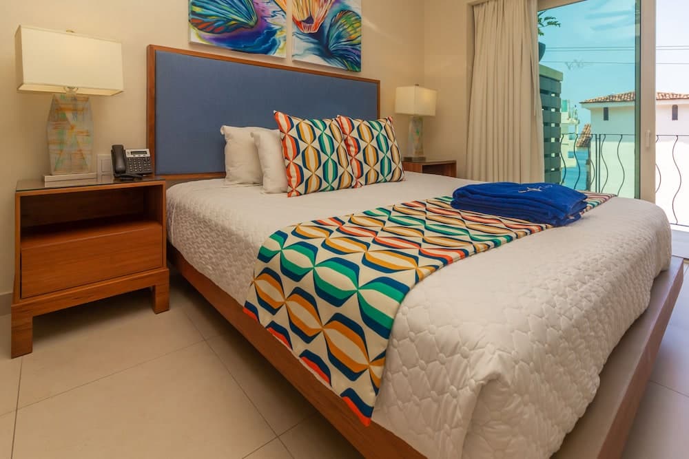 V Azul Condo at Vallarta Romantic Zone - Adults Only