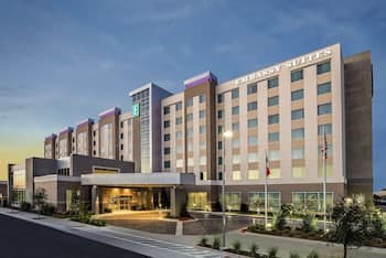 Embassy Suites by Hilton College Station, TX