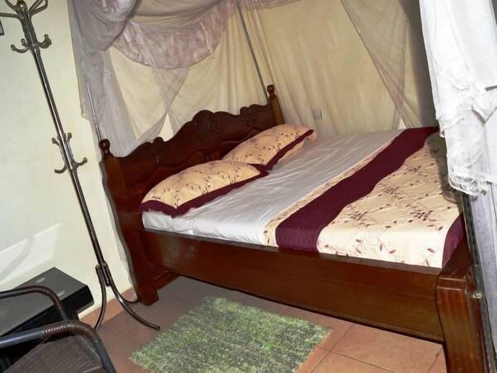 La Difference Guest House