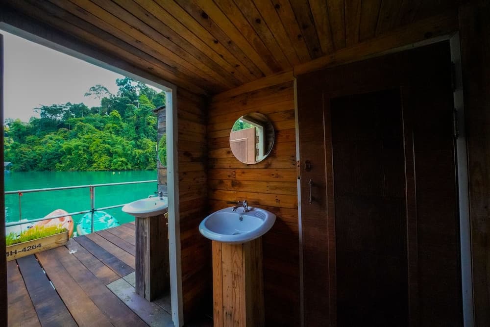 Keeree Warin Chiewlarn Resort