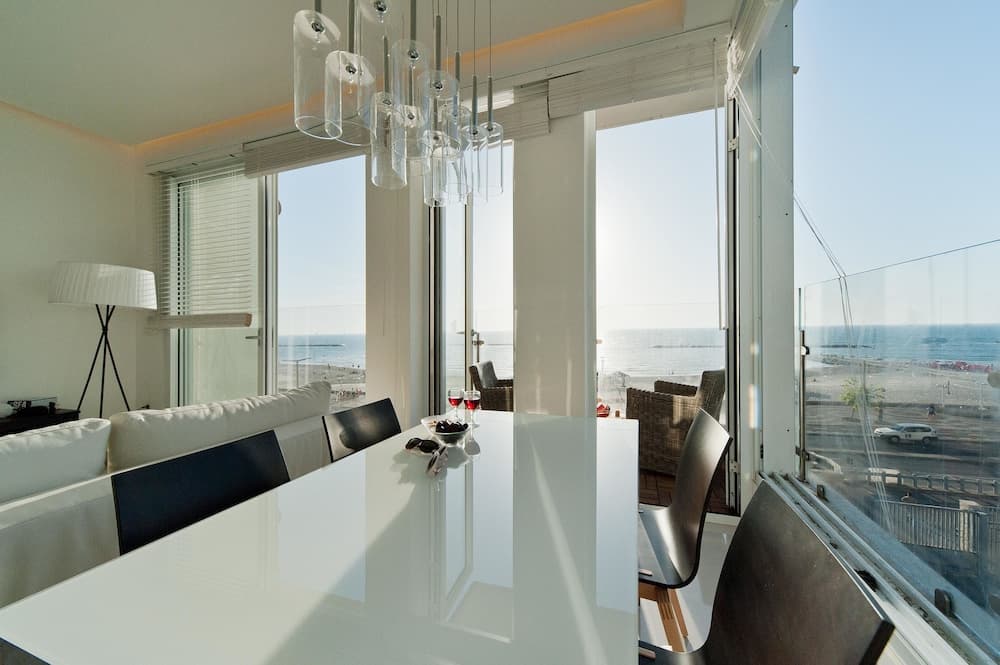 Sunset Panorama Apartment by Sea N' Rent