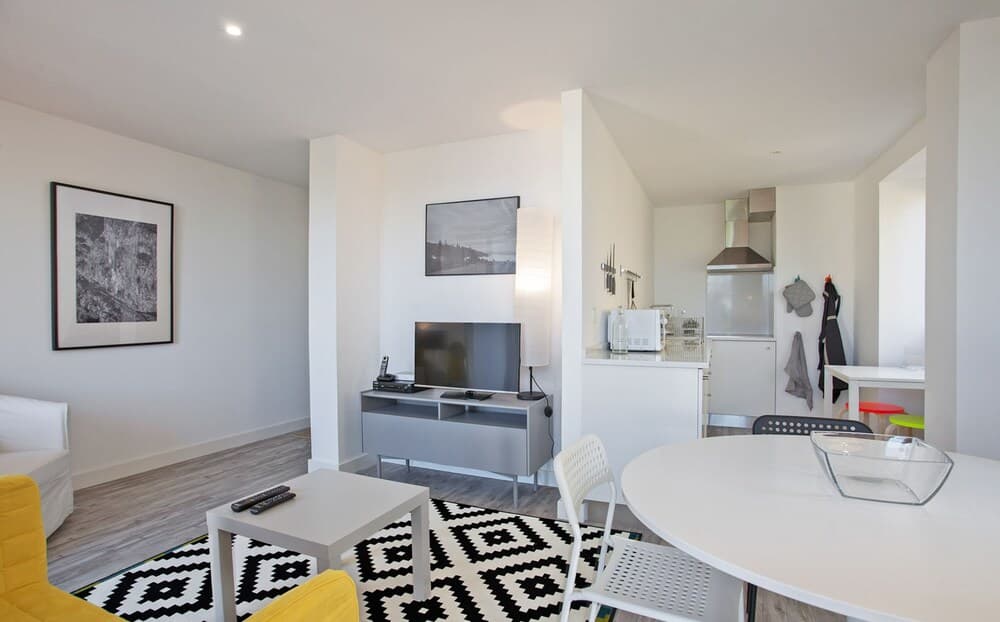 Zona Velha I by An Island Apart