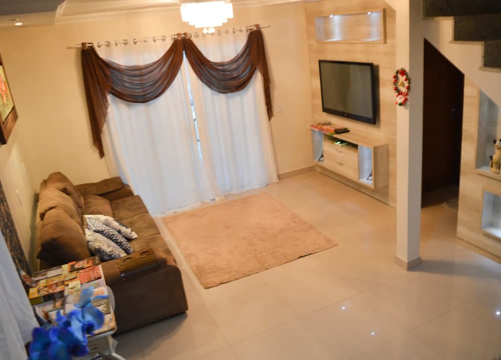 Pousada Joana Guest House