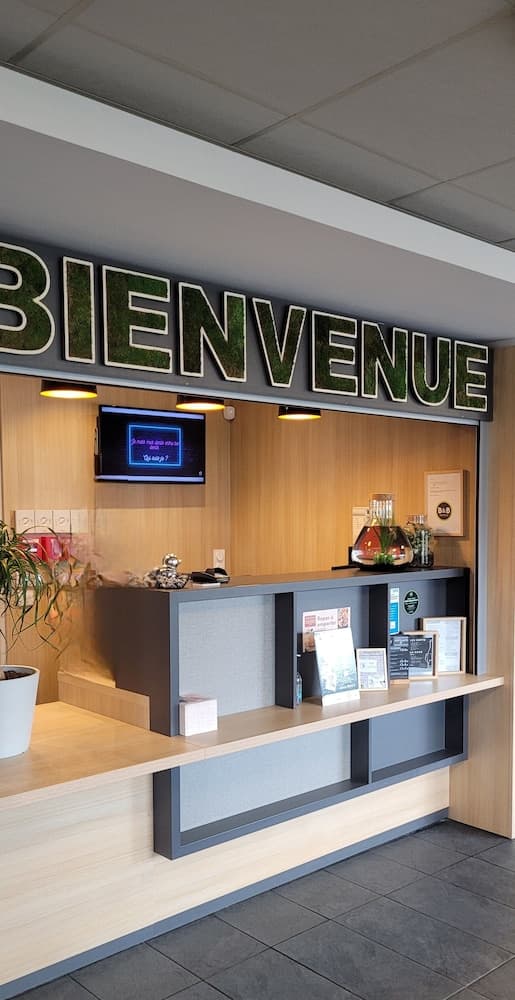 B&B HOTEL CHARTRES Océane