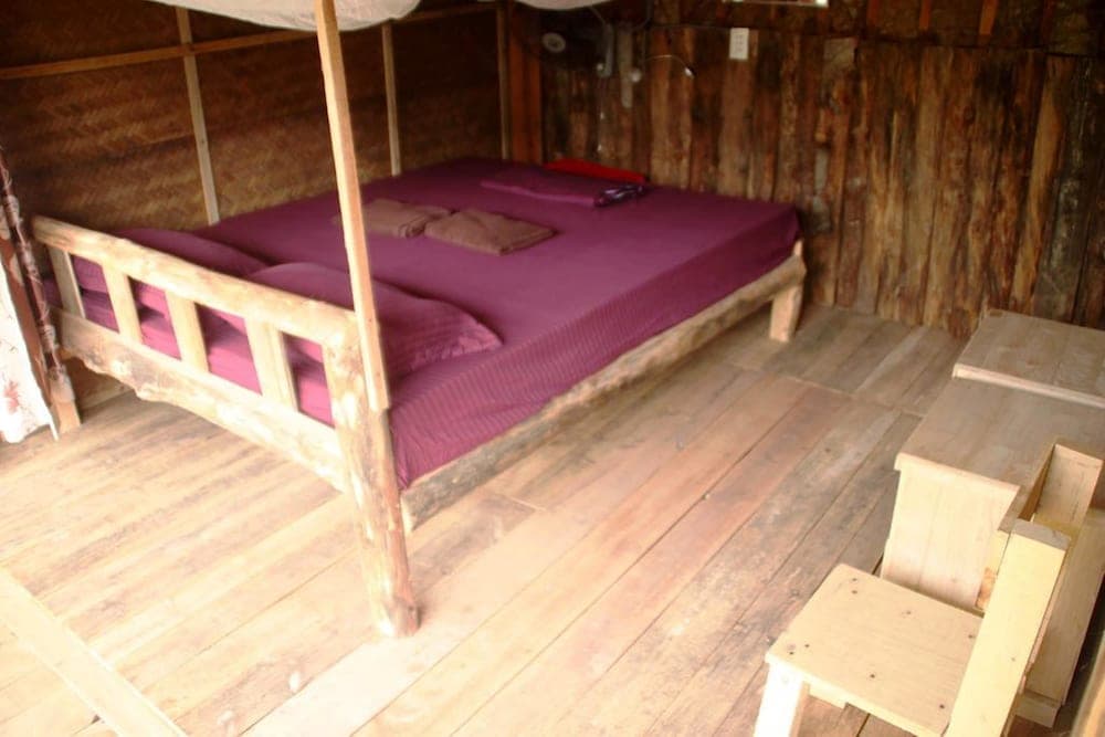 Nguyen Shack Phong Nha Central Town