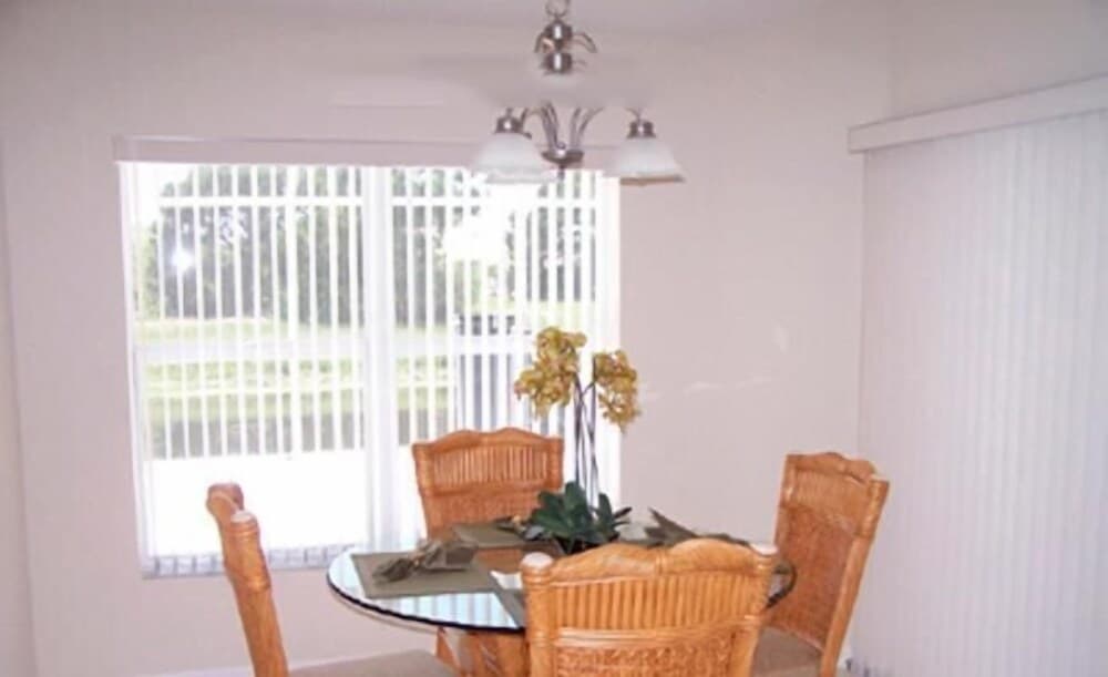 The Bunratty Manor Florida 3 Bedroom Home by RedAwning