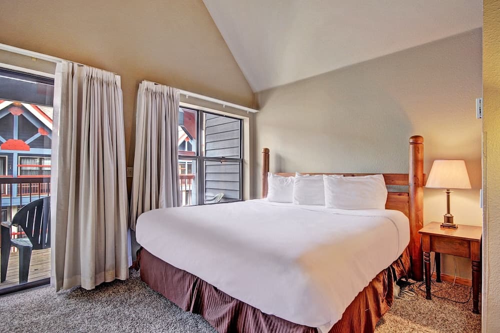 River Mtn Lodge W322