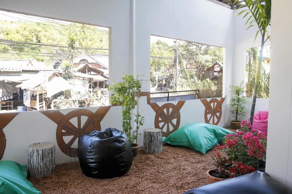 Gecko Republic Jungle Hostel