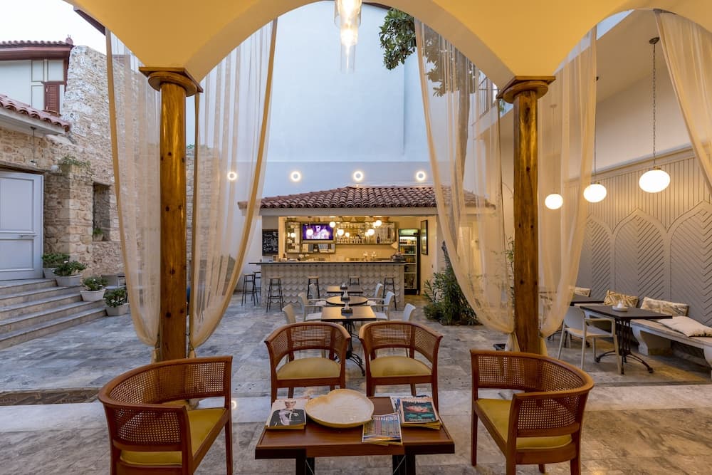 Delight Deluxe Hotel