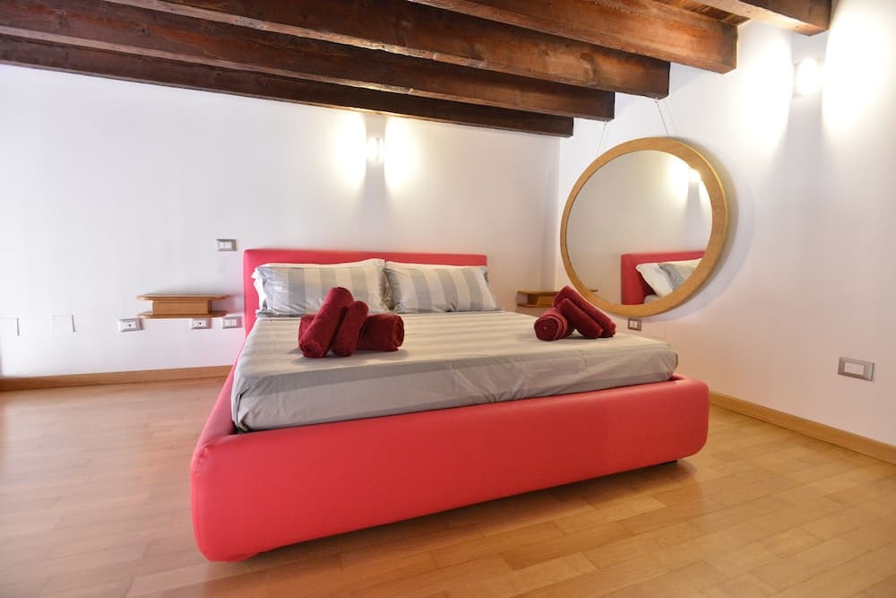 IzzHome Full Center Cozy