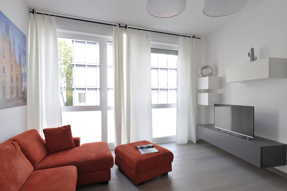 AT Home Heart of Milan - Stampa