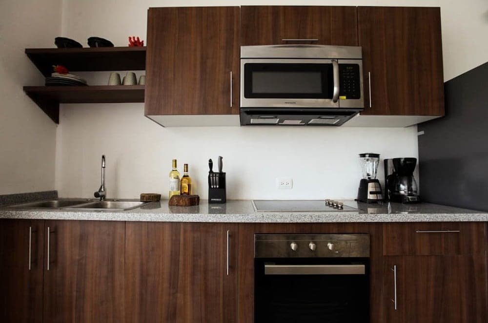 Martiki Condo 2 bedroom sleeps 4