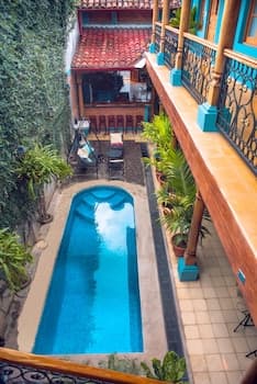 Hostal Los Octavianos Deluxe