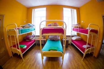 Guest House on Nevsky - Hostel