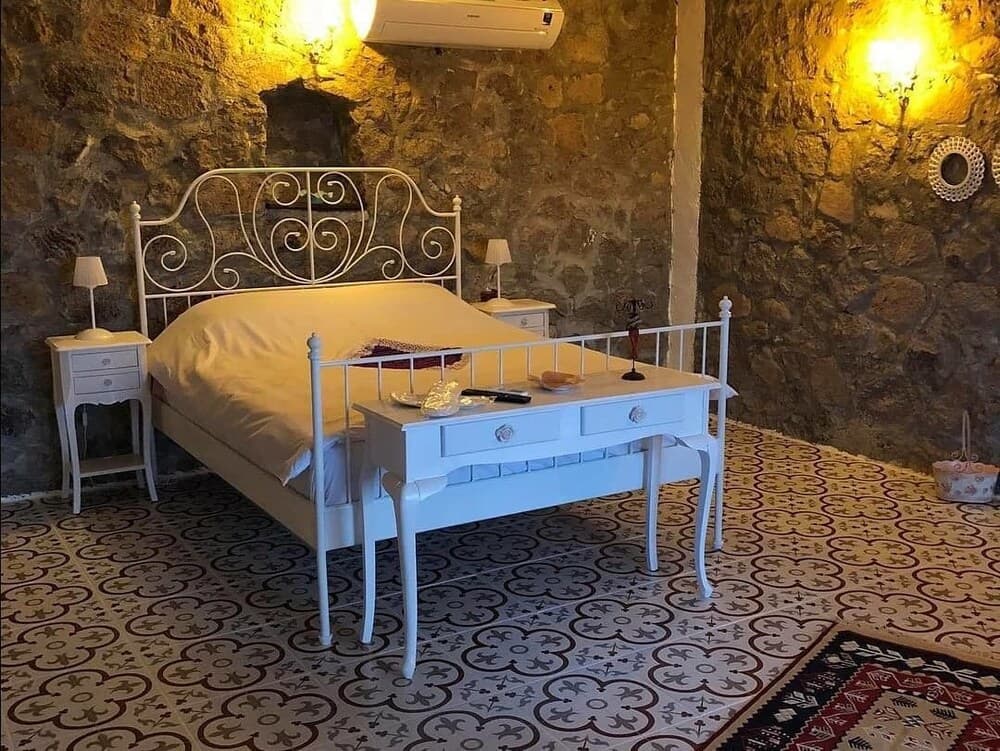 Gulnar Sultan Tas Konak