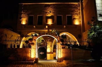 Ali's Guest House - Hostel